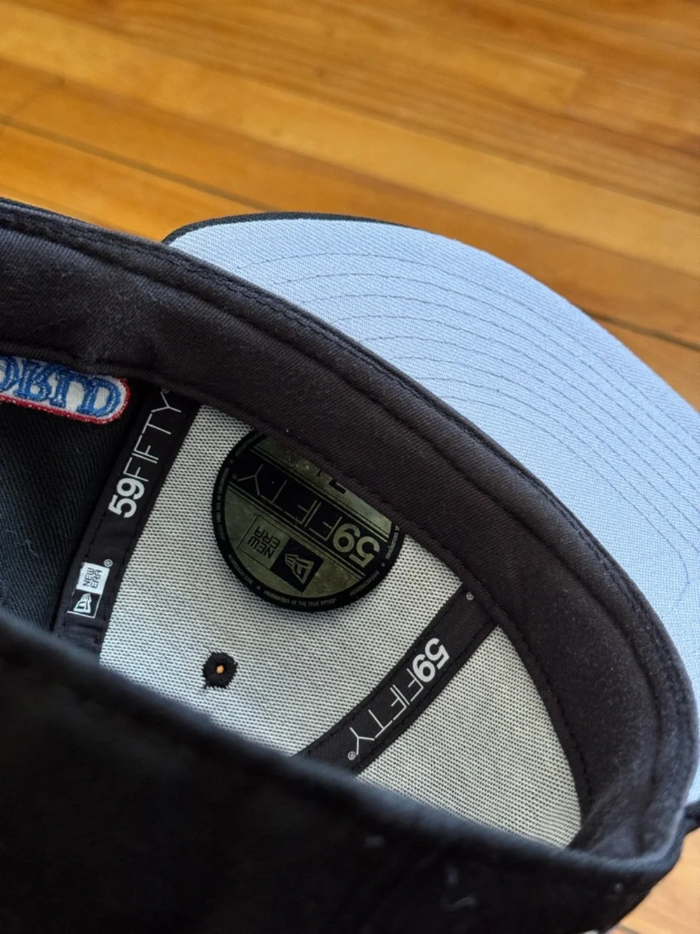 7 1/4 - FW20 Supreme Box Logo ‘94 World Series Fitted - Picture 7 of 10